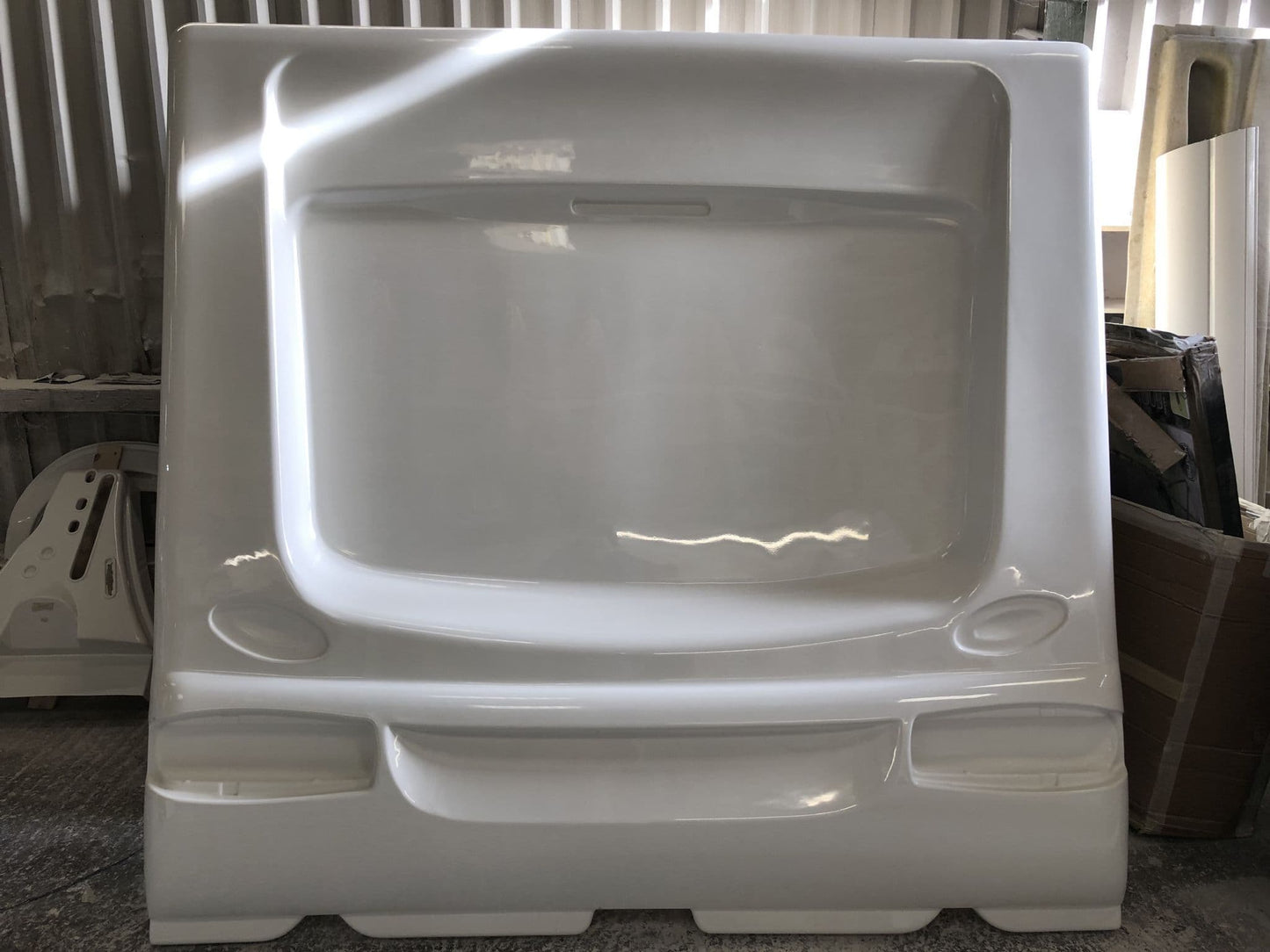 Coachman caravan rear panel 006