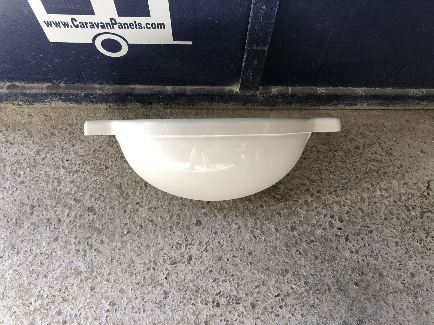 BATHROOM VANITY SINK 932
