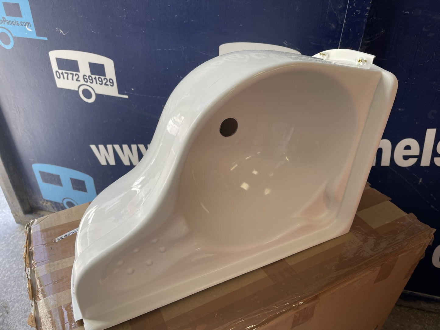 BATHROOM VANITY SINK 959