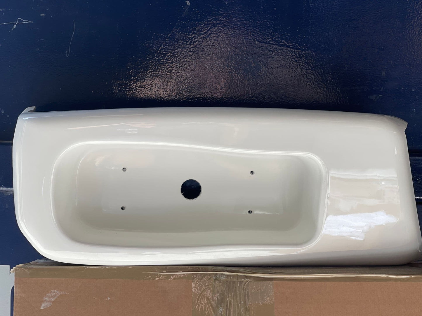 ELDDIS MOTORHOME-NEARSIDE LIGHT POD 002