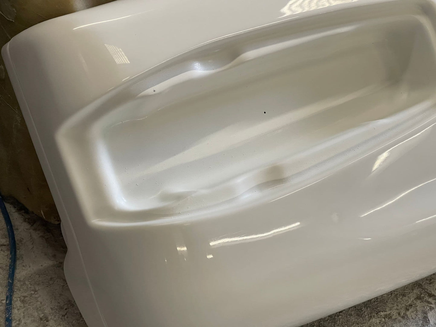 RAPIDO MOTORHOME LOWER REAR 001