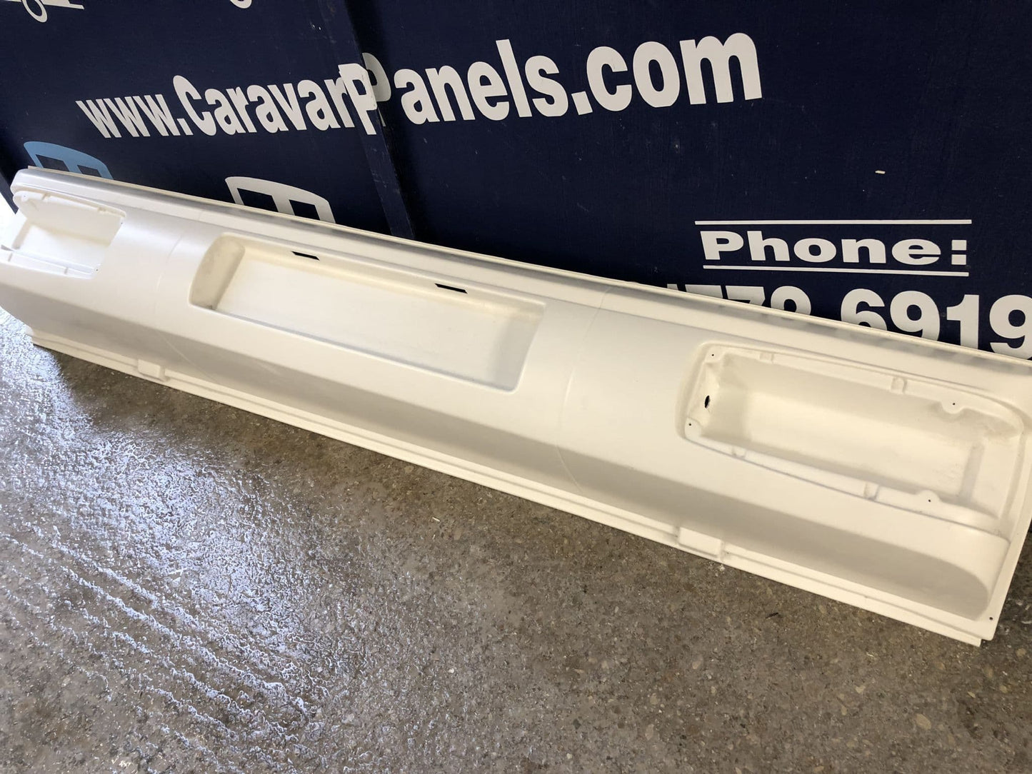 Hobby caravan lower rear panel 004