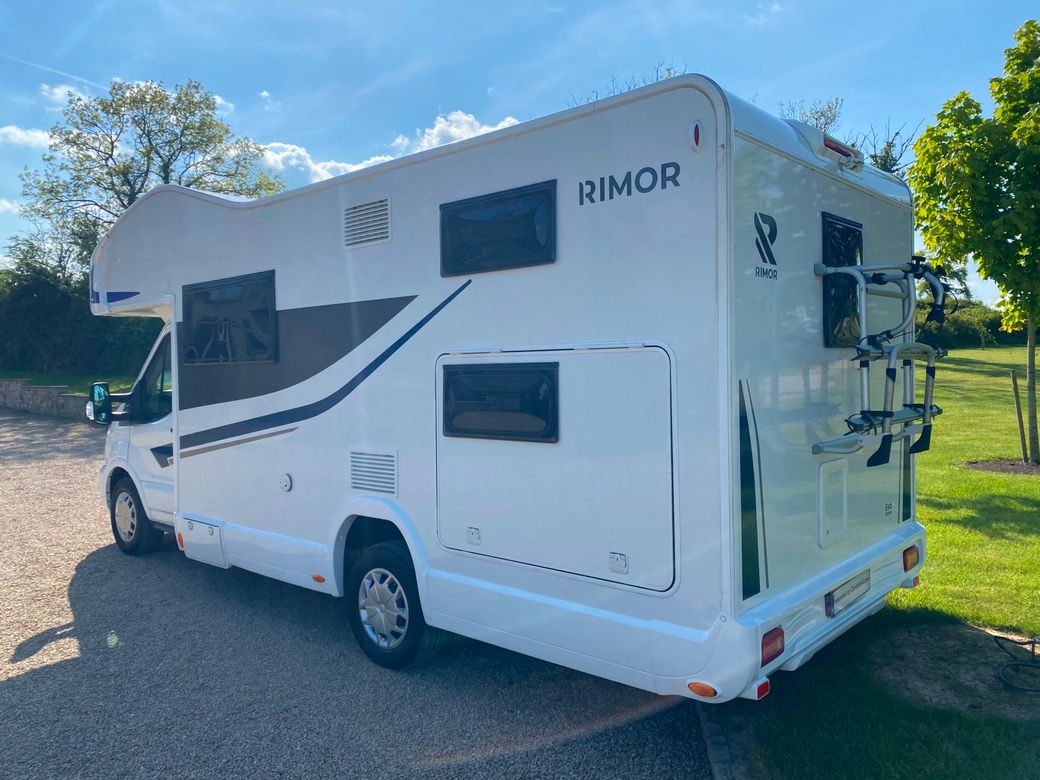 Rimor motorhome lower rear panel 007
