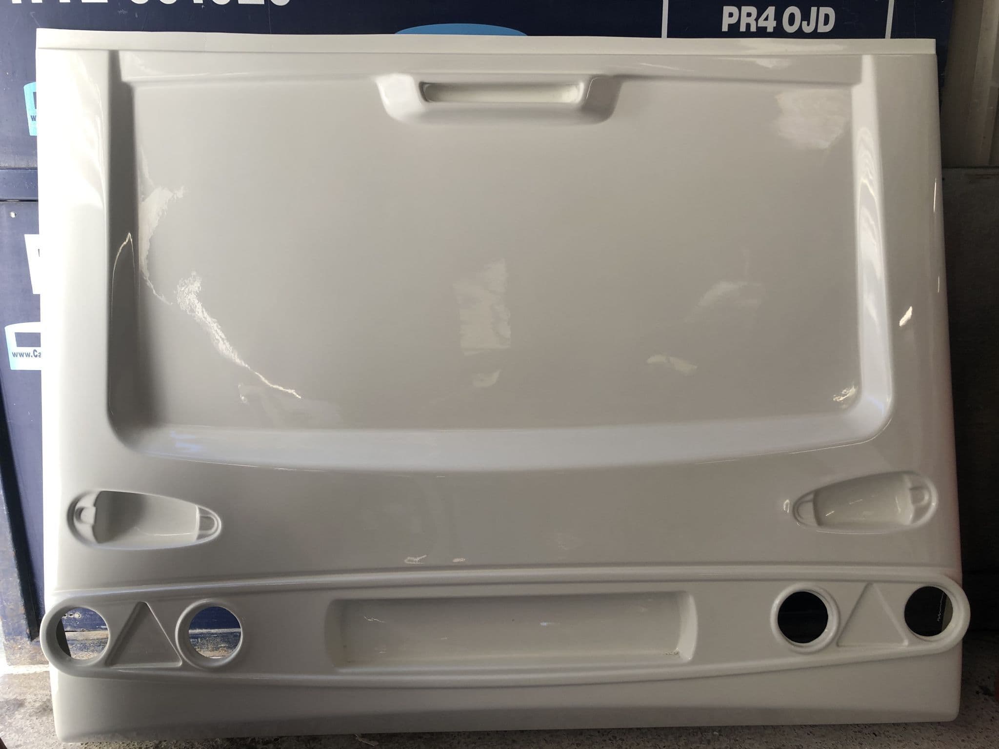 ABBEY CARAVAN REAR PANEL 005 – Caravan Panels