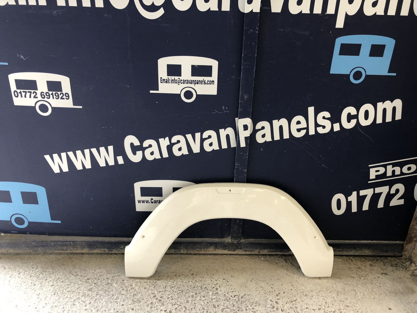 ABBEY CARAVAN WHEEL SPAT 017