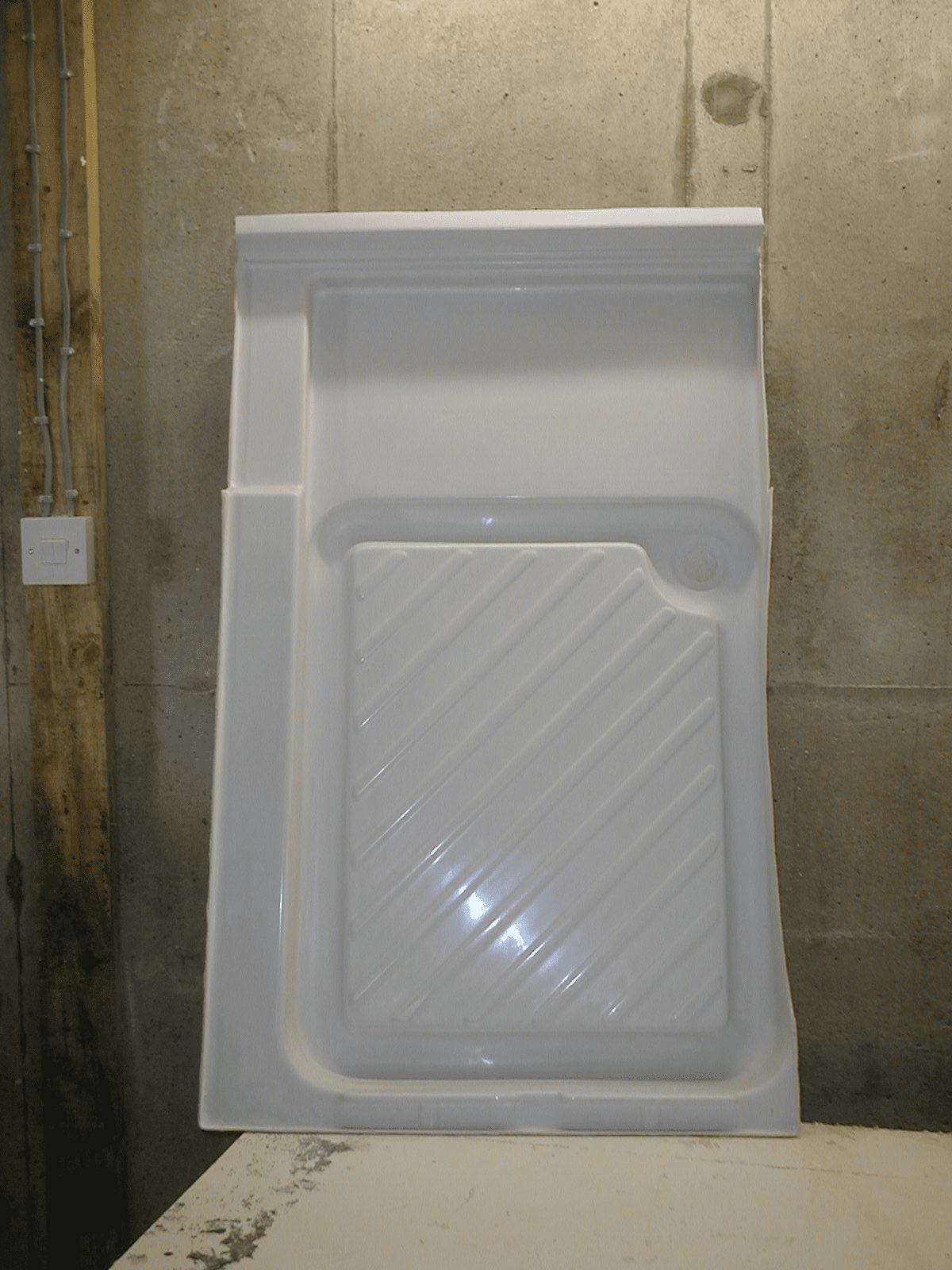 ABI-ACE CARAVAN SHOWER TRAY 005