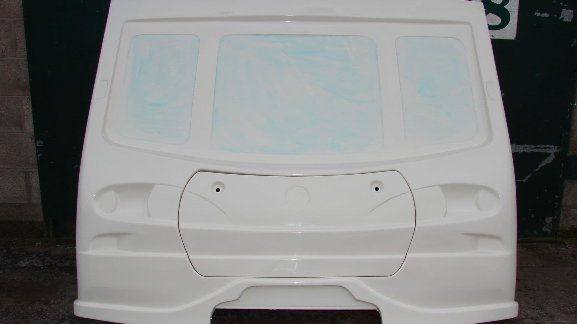 AVONDALE CARAVAN FRONT PANEL AND LOCKER LID 002