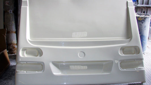 Avondale caravan rear panel 002