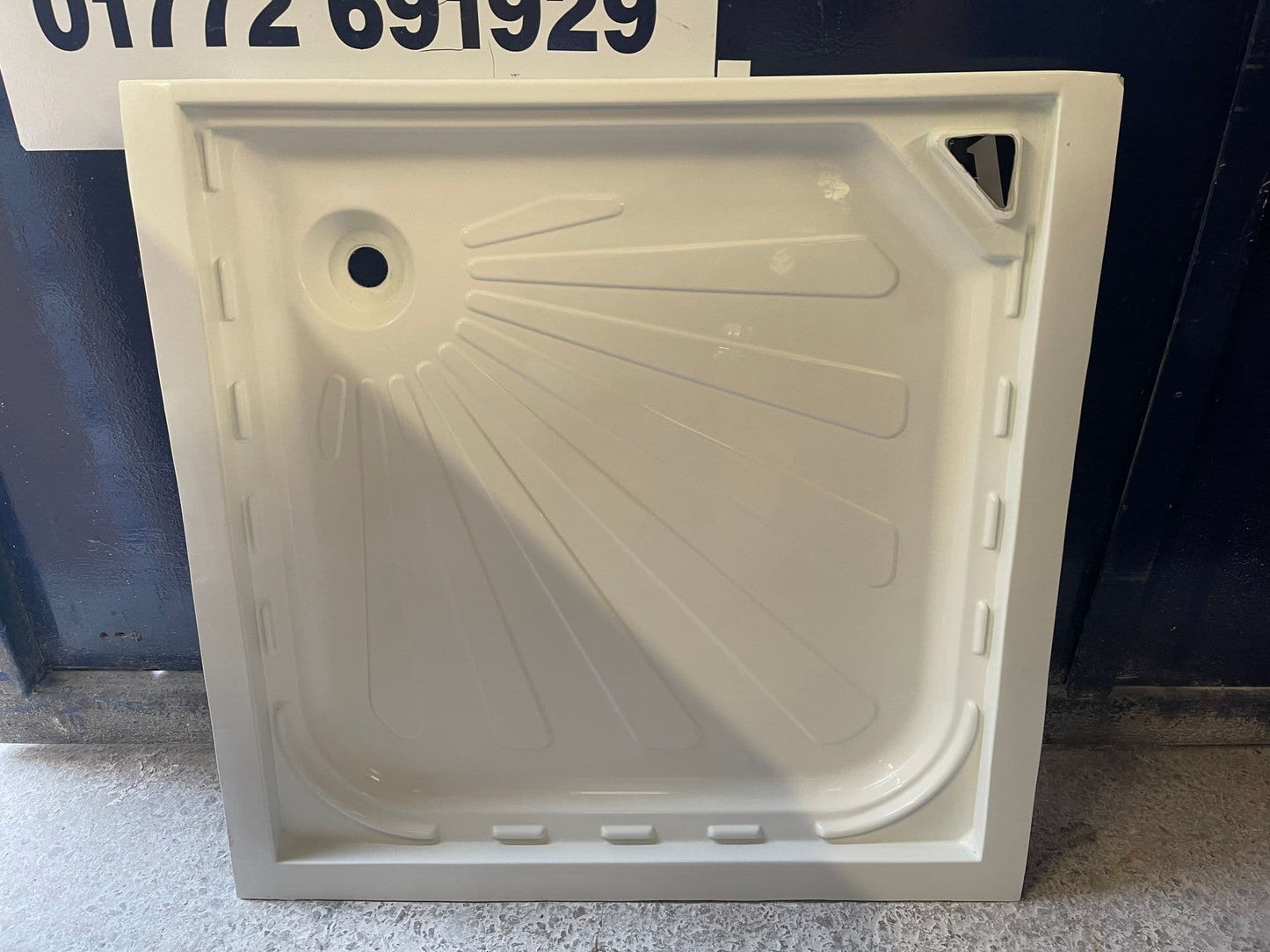 Bailey caravan shower tray 002