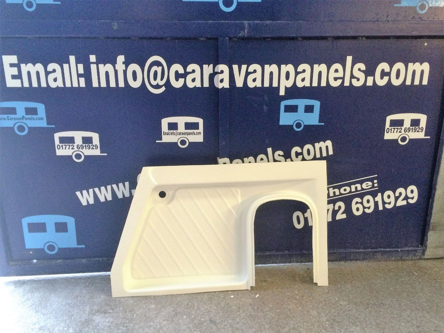 Bessacarr caravan shower tray 006