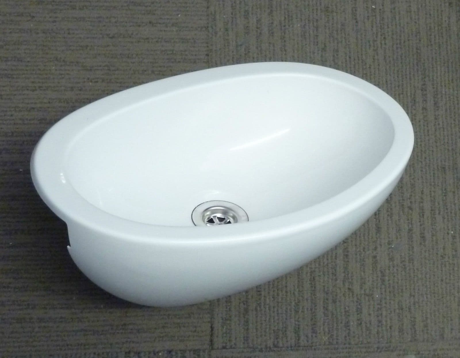 Buccaneer caravan vanity sink 005