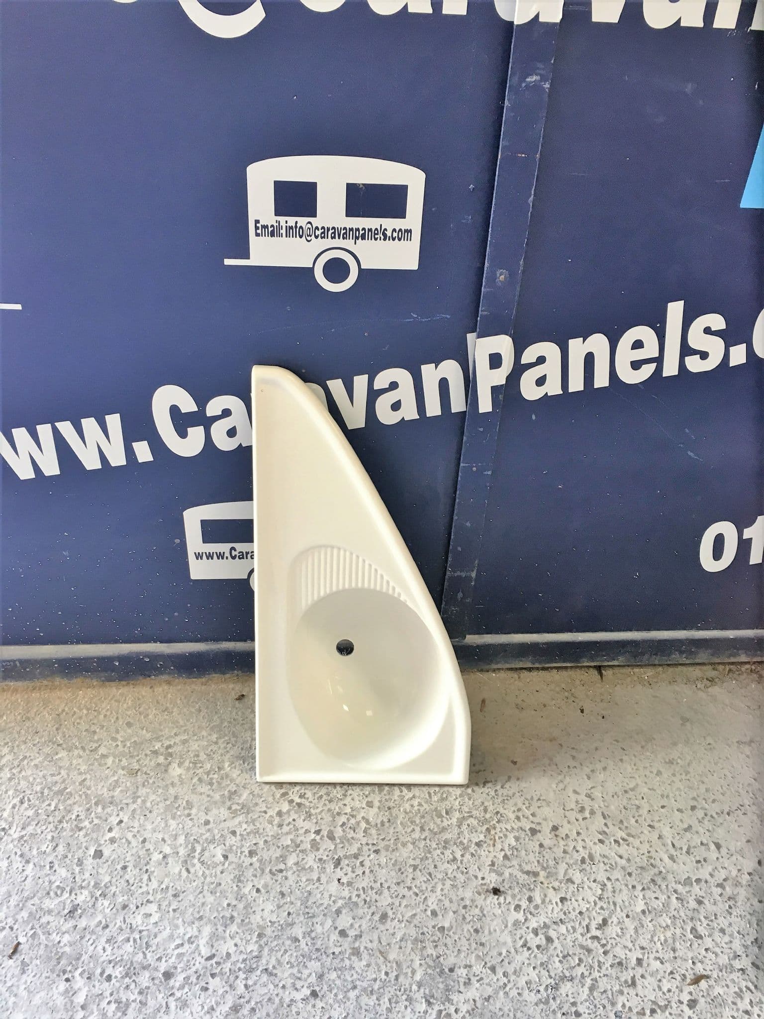 Compass caravan vanity sink 008