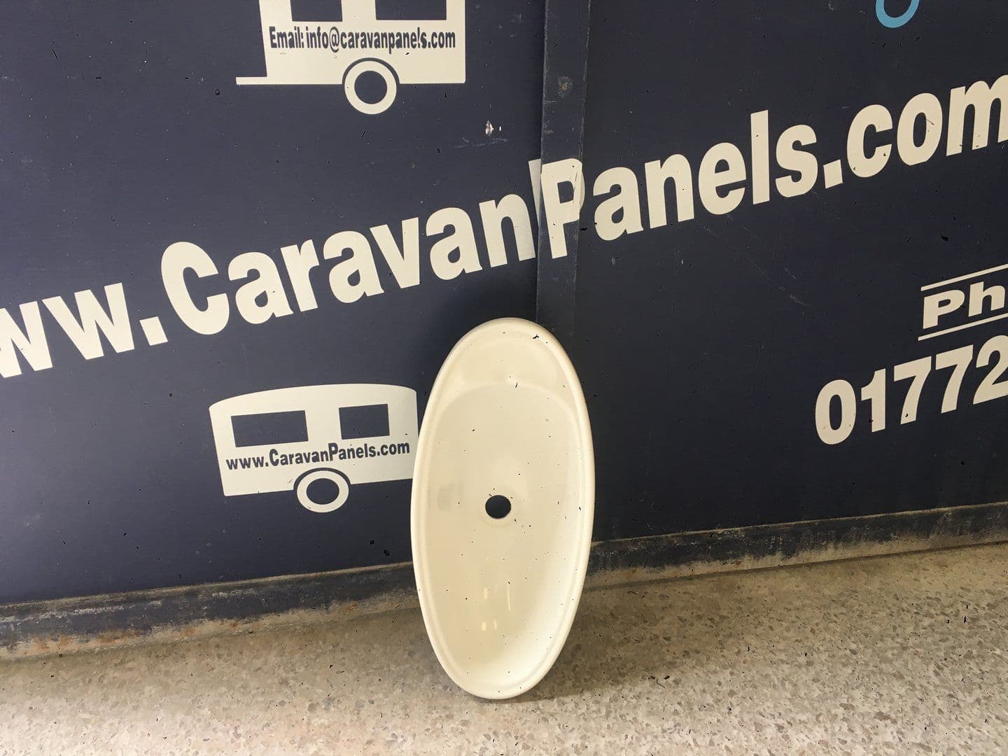 Compass caravan vanity sink 009