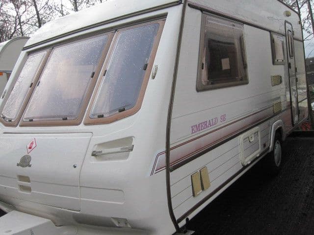 Eccles caravan front panel 004