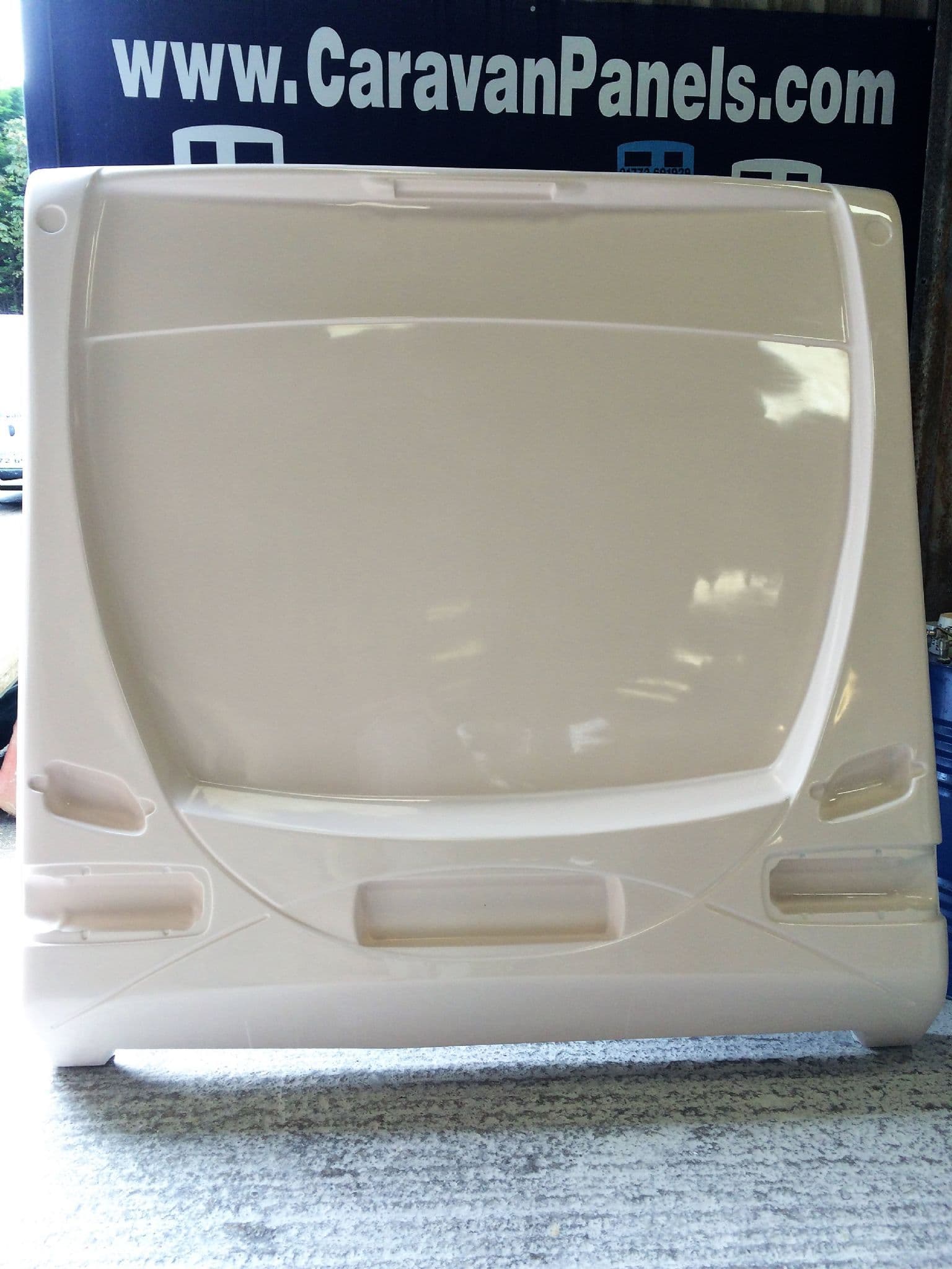 Eccles caravan rear panel 002