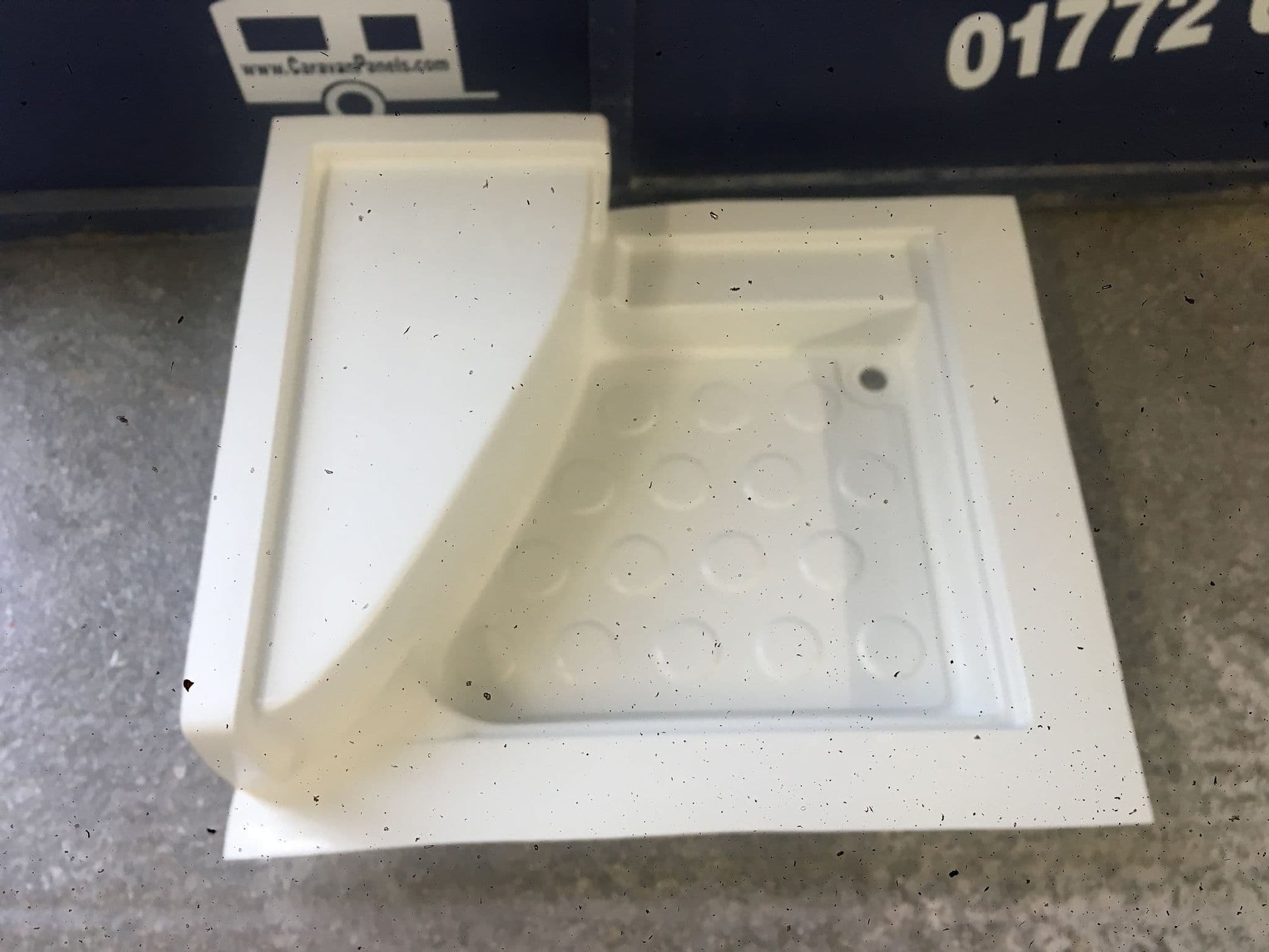 Eccles caravan shower tray 002