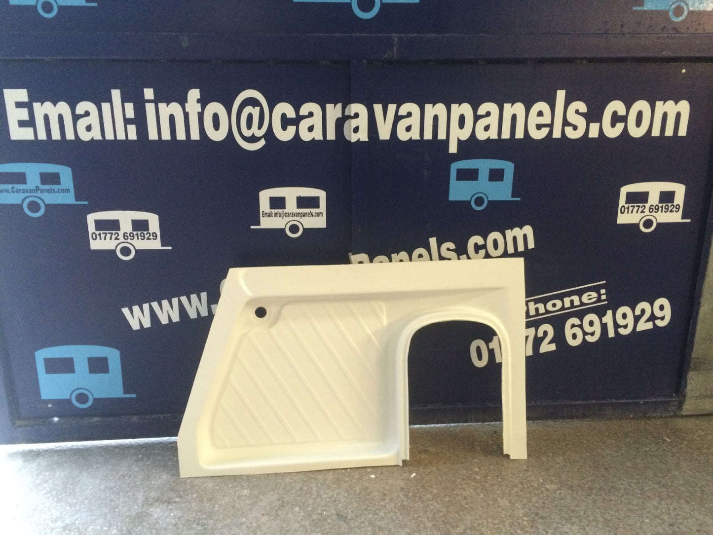 Eccles caravan shower tray 003