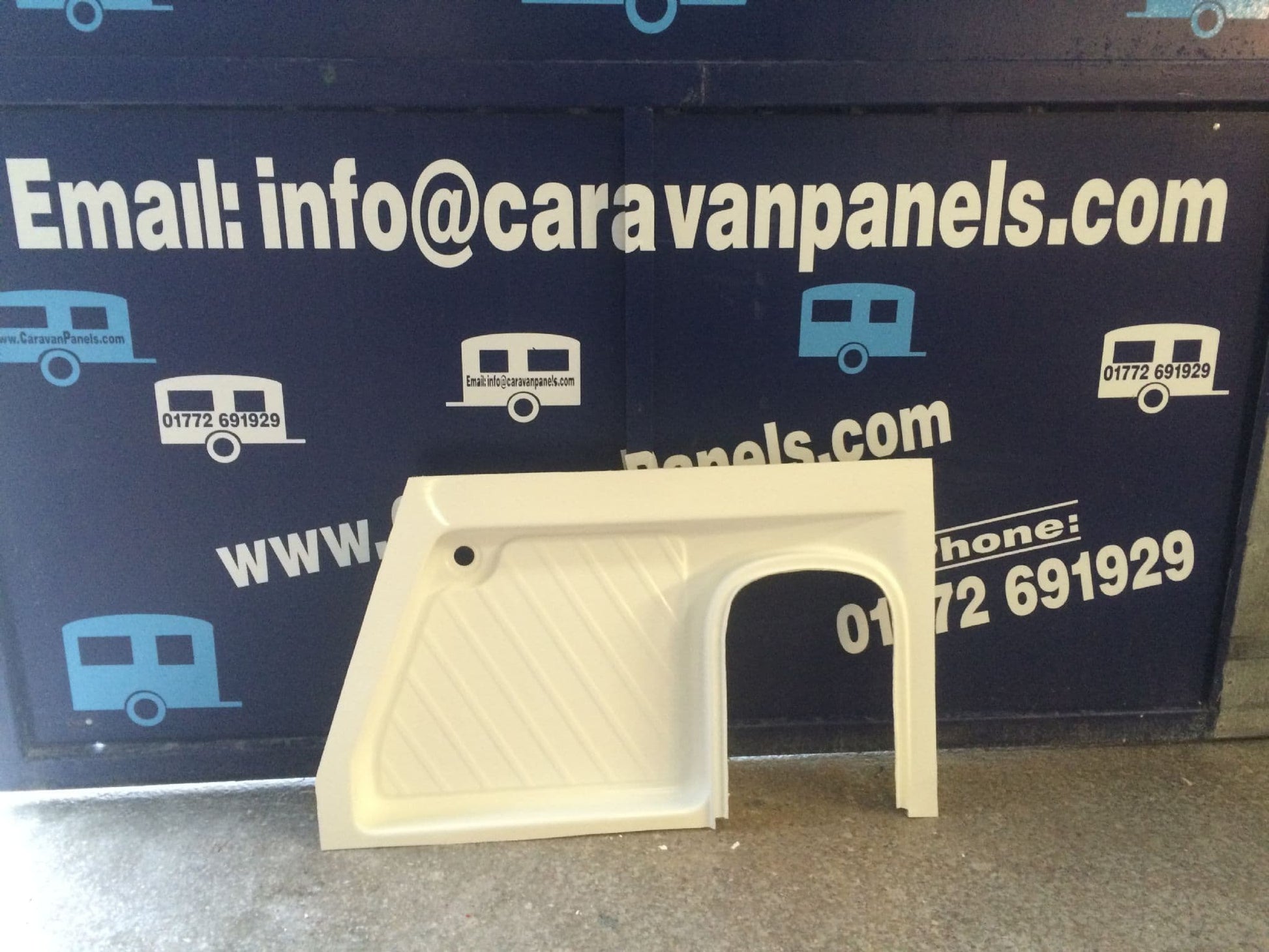 Eccles caravan shower tray 003