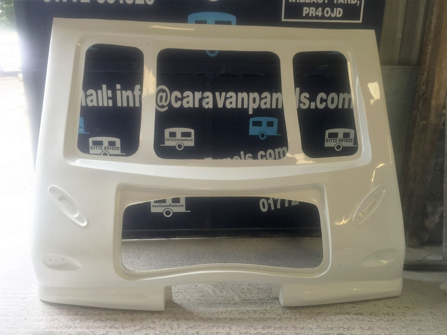 Elddis caravan front panel 002