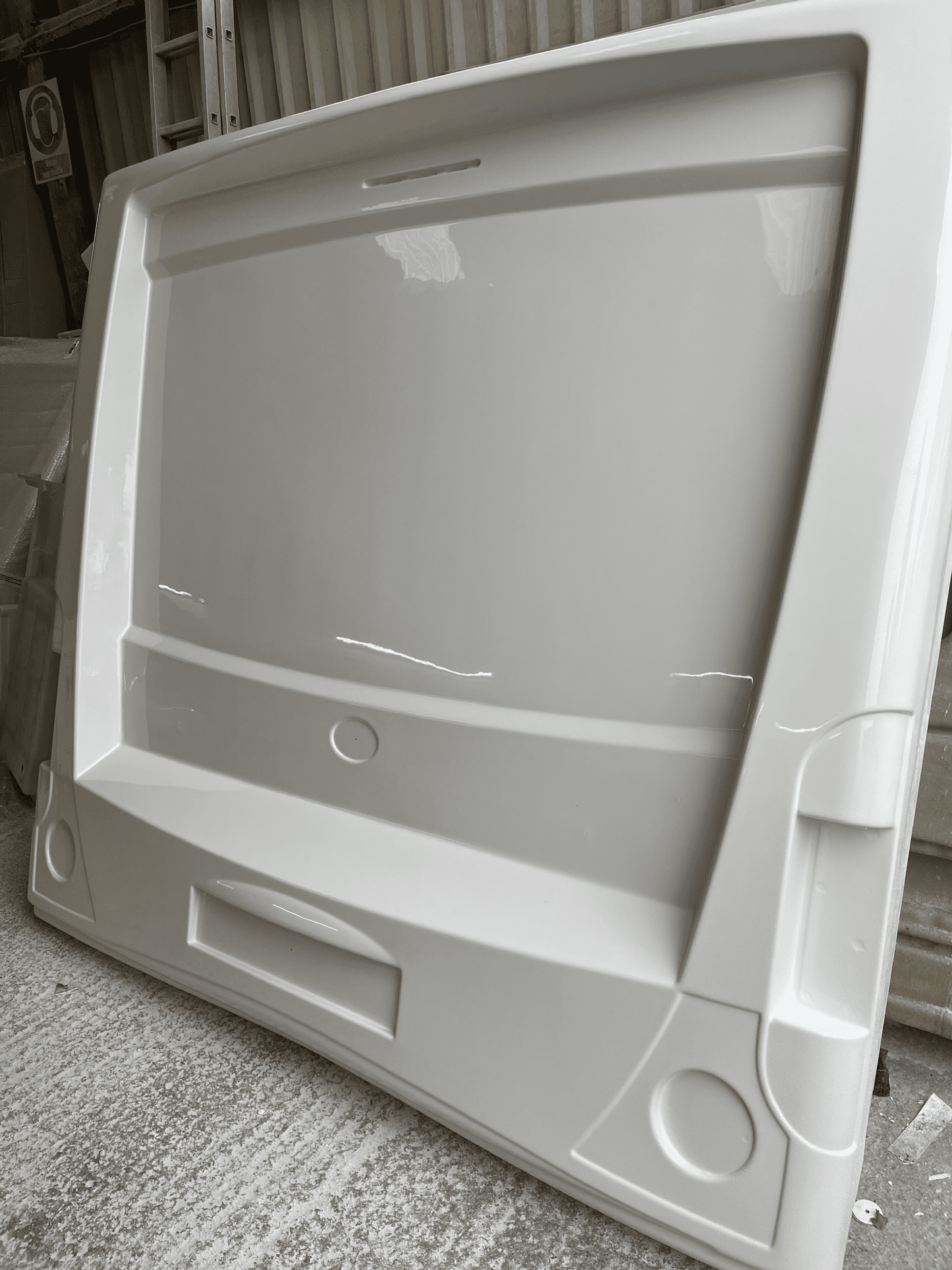 Elddis  caravan rear panel 008