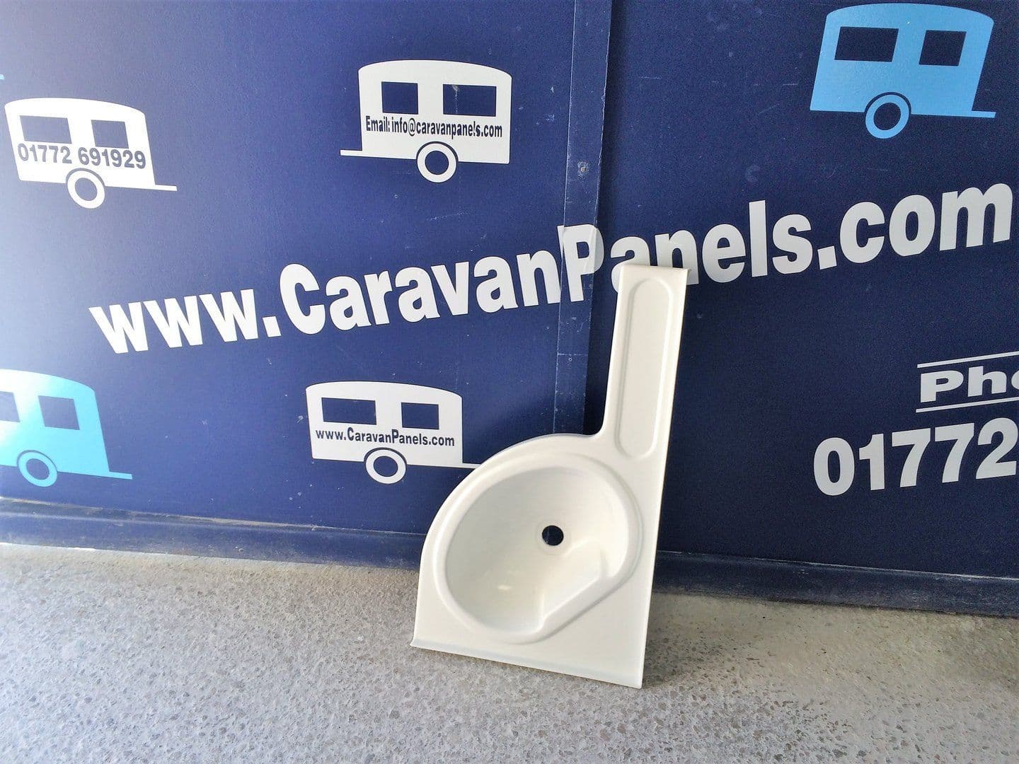 Elddis caravan vanity sink 003