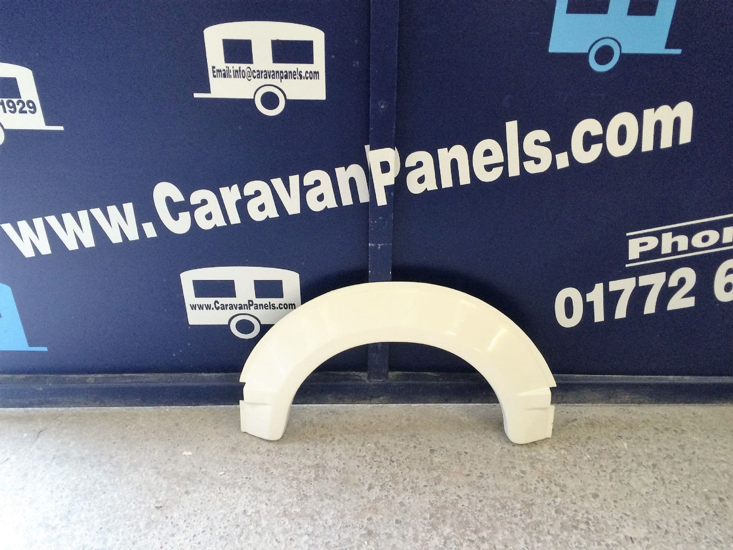 Fleetwood caravan wheel spat 001