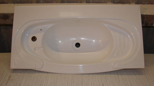 Lunar caravan vanity sink 008