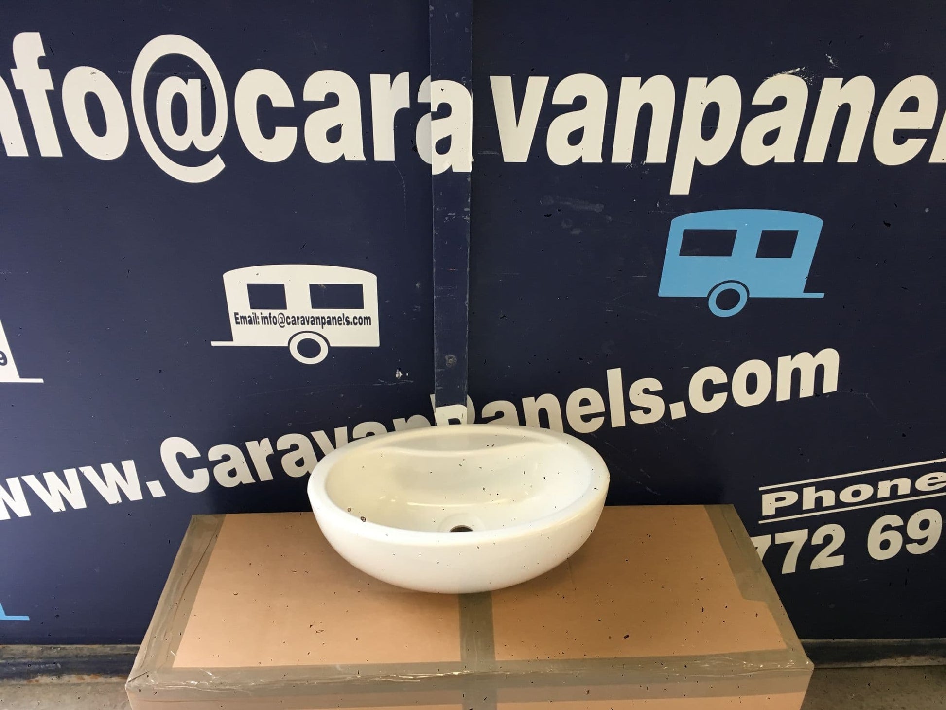 Sprite caravan vanity sink 004