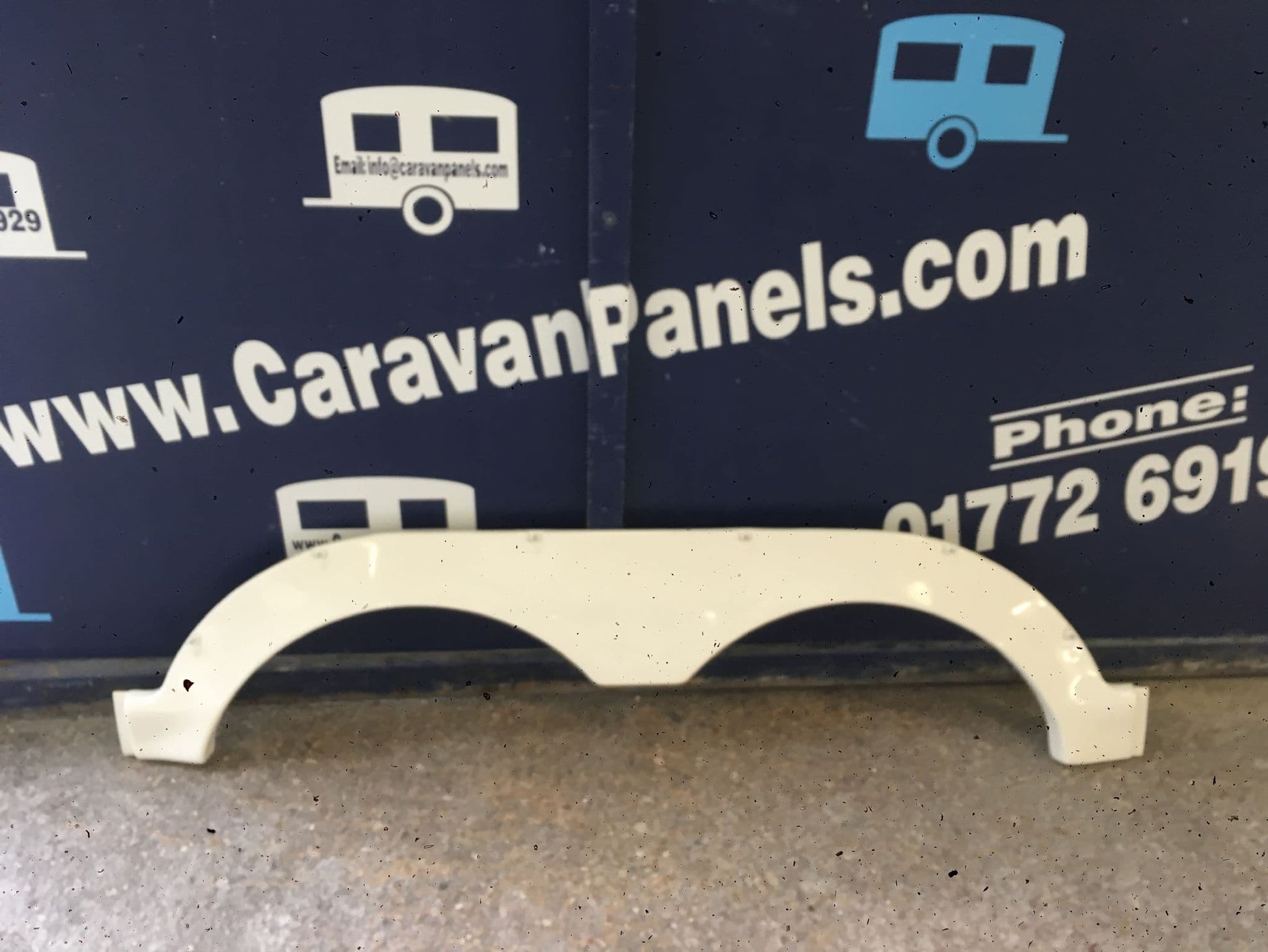 Sterling caravan twin wheel spat 003